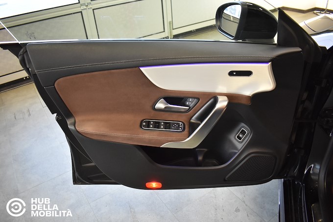 MERCEDES-BENZ CLA 180 d Automatic Shooting Brake AMG Line Advanced Plus